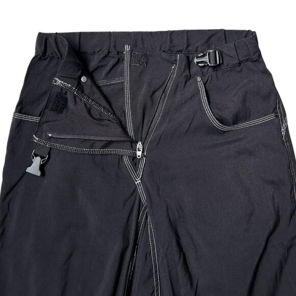 90s y2k vintage MEC hiking pants black nylon utility Mountain Equipment Co-op. - Picture 7 of 8
